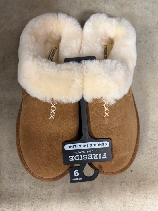 Fireside by Dearfoams Adelaide Genuine Shearling Clog Slipper Size 9 - Picture 7 of 9